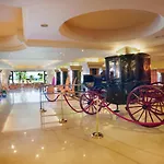 Ms Amaragua Hotell